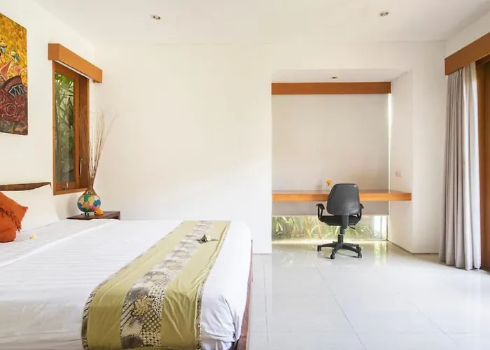 Bunga Neil * Seminyak (Bali)
