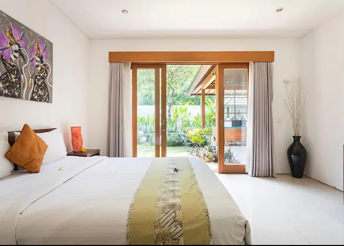 Bunga Neil Villa