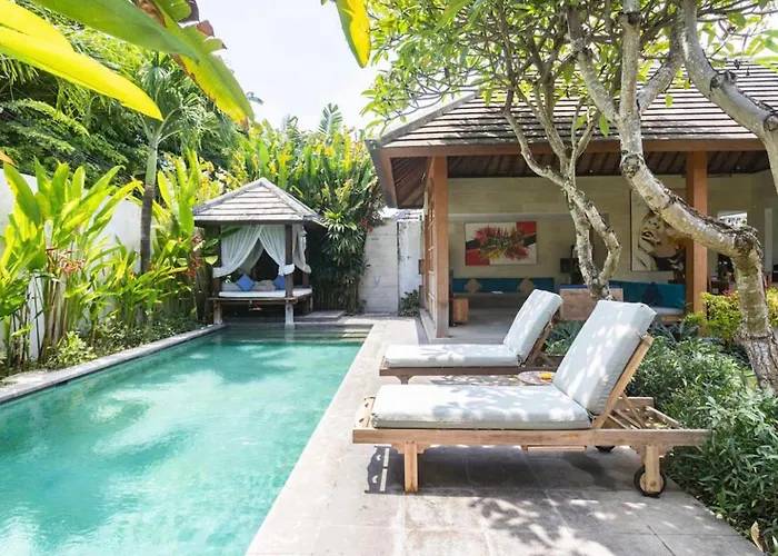 Bunga Neil * Seminyak (Bali)